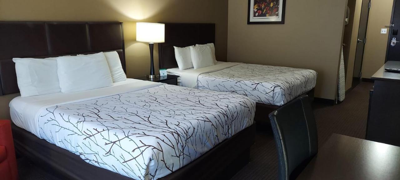 Parkwood Inn & Suites マンハッタン エクステリア 写真